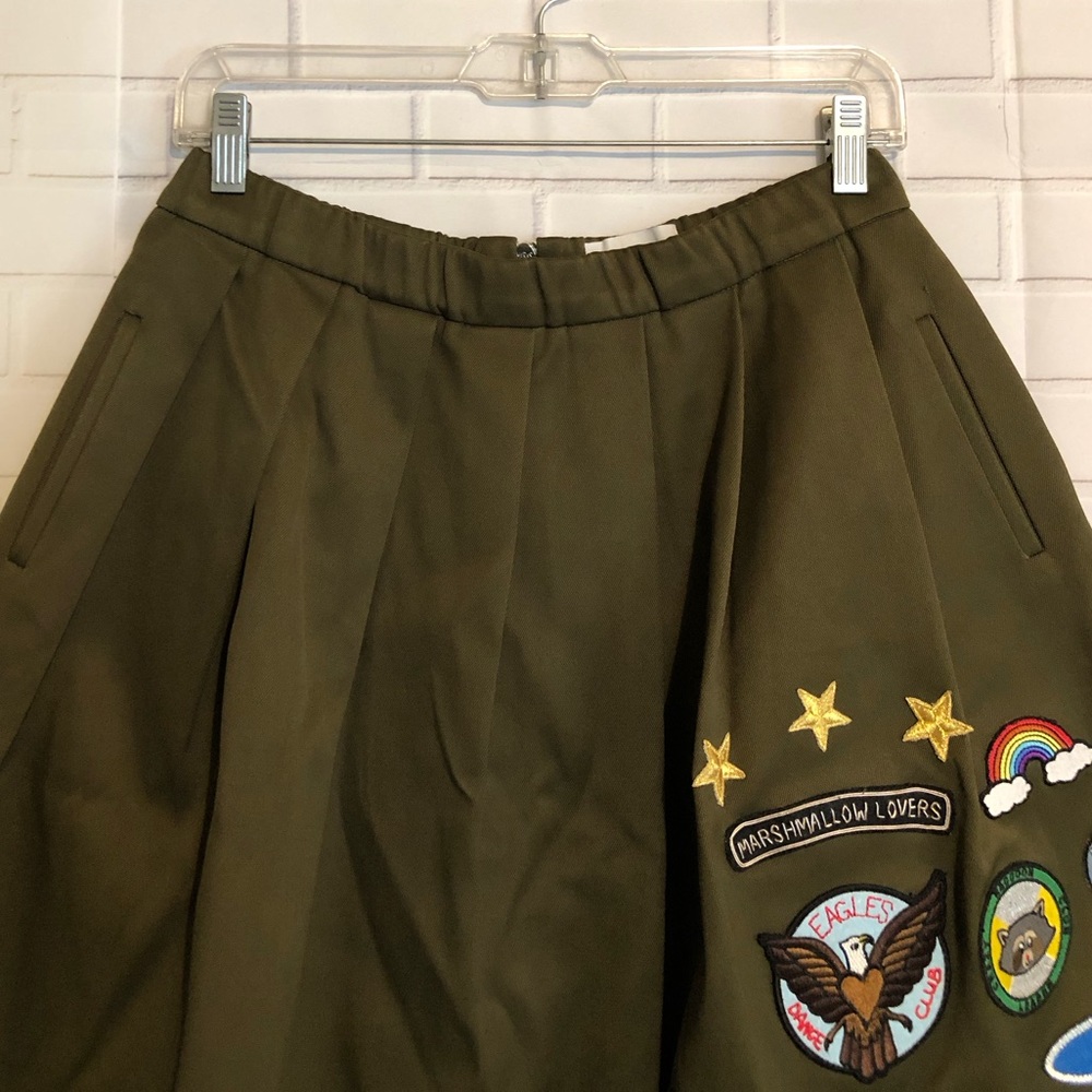 Mira Mikati Green Embroidered Scout Patches Pockets Elastic Waist Lined Skirt 4 - Picture 3 of 16